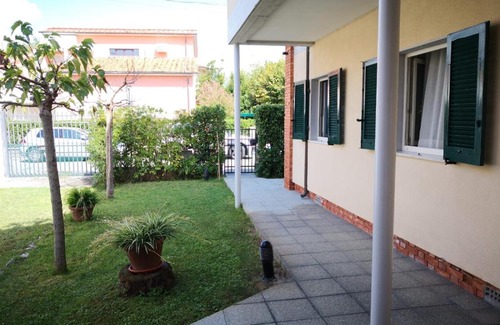 Marina di Pietrasanta Apartment | Terrazza,giardino al mare