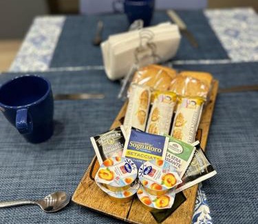 Montecalvario Apartment | TERRAZZINO CORRERA GUEST HOUSE