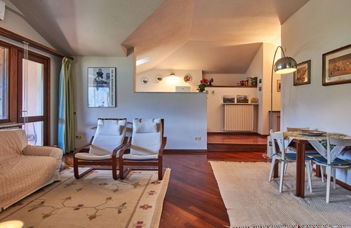 Musso Apartment | Terrazzo fiorito by Interhome