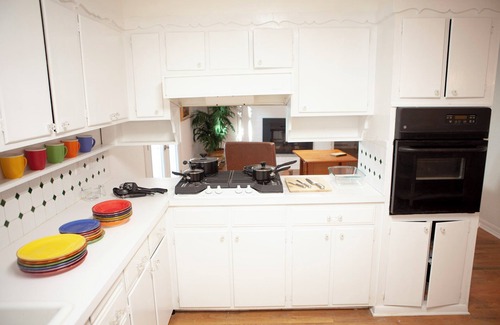 Fort Worth House | Terrific 30-Day Furnished for Fun and Remote Work