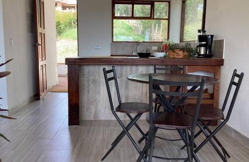 Old Town Ski Chalet | Tesoro de la Montaña!