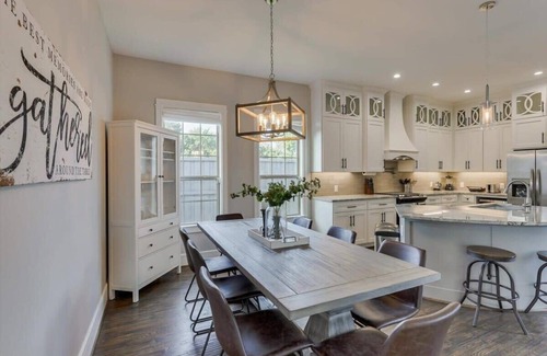 Rowlett House | Texan Sunny Oasis, 5 BED, Private Pool, Hot tub