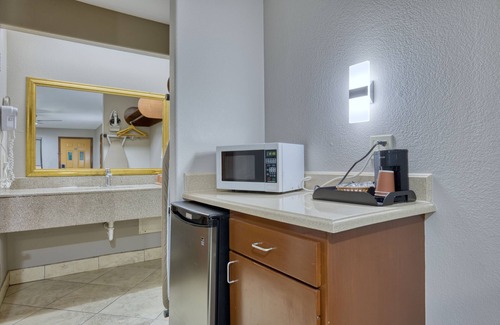Donna Hotel | Texas Inn Donna