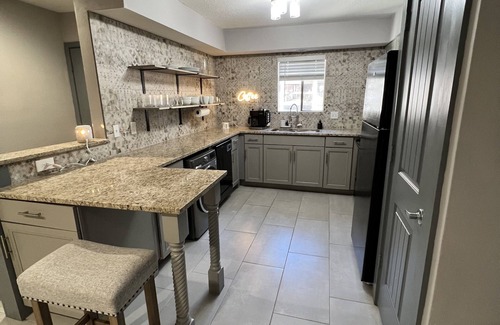 Walden on Lake Conroe Condo | Texas Lake Life is Condo on Lake Conroe with a Texas style! Steps away from lake