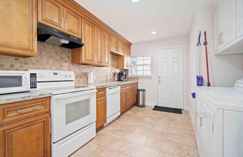 OST - South Union Apartment | Texas Med Center Pristine & Stylish Stay