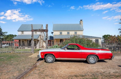 Fredericksburg Bed & Breakfast | Texas Music Suite at gorgeous Bed & Breakfast in Fredericksburg, TX!