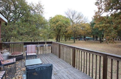 Pilot Point House | Texas Ranch House on 10 acres near Lake Ray Roberts!