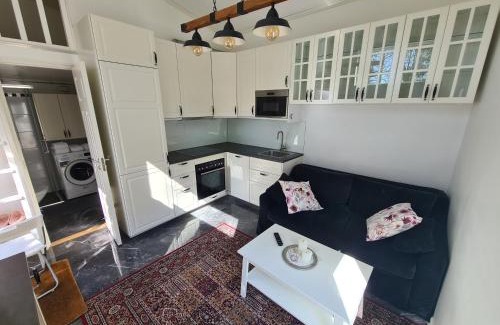Orgryte-Harlanda Apartment | TG Oasis Örgryte Stugor & Rum