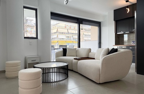 Athens City Centre Apartment | TH0 - Tesla Smart Building - Cloud9 in the city