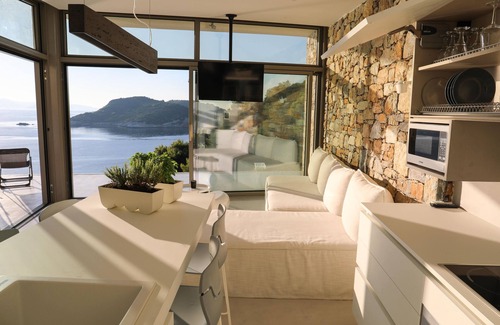 Punta Villa | Thalasses Villas Skiathos 6 People Beachfront Villa