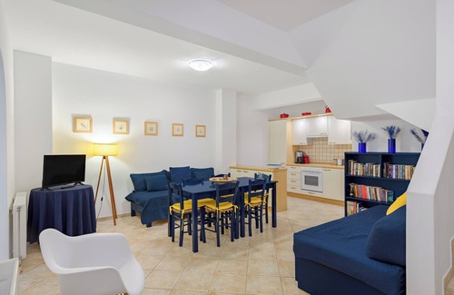 Spetses Apartment | Thanos Luxurious Apt in Spetses Center, 2BR, 2BA