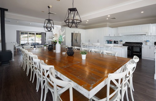 Mount View House | Tharah - Luxury Mountain View Estate