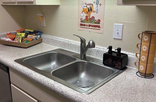 Uptown Apartment | That 70s House - 1bdr Apartment in the Houston Galleria area