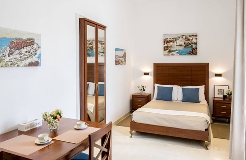 Siggiewi House | "the 10 square" - A townhouse situated in the heart of Siggiewi Village Square