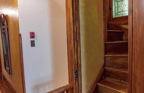 Historic Montford Bed & Breakfast | The 1899 Wright Inn & Carriage House