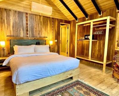 Hunza Hotel | The 2 Magpies, Hunza