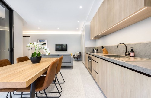 Darlinghurst Apartment | The 249 Apartments by Urban Rest