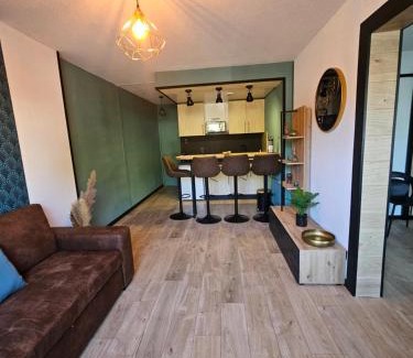 Luneville Apartment | The 8