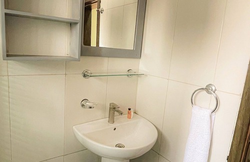 Igbobi Bed & Breakfast | The AHI Residence