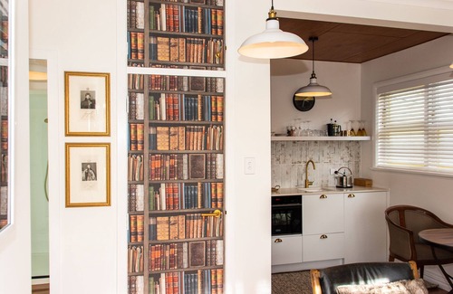 Carterton Apartment | The Alchemist Retreat, a private Studio in Carterton