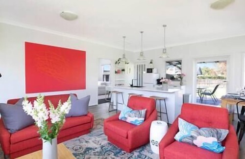 Mittagong House | The Alfred, Mittagong. Easy walk to cafes and pubs.
