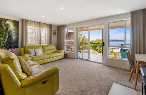 Alonnah House | 'The Alonnah' Beach House - Main House Only