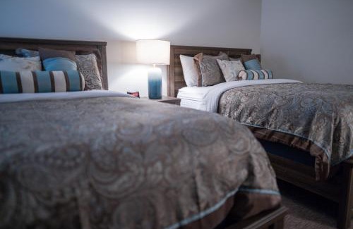 Aberdeen Hotel | The Alonzo Ward Hotel