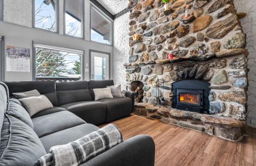 Sutton Apartment | The Alpine, Bee Bop and Zig Zag condos of Mount Sutton