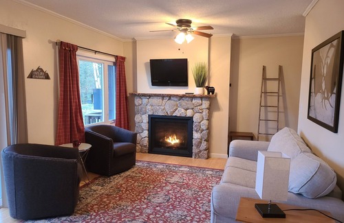 Campton Condo | The Alpine Oasis