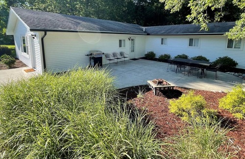 Notre Dame House | The Alumni, The only thing between you and the stadium? Tailgate parties.