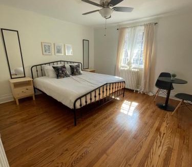 Sandy Hill Bed & Breakfast | The Ambassador