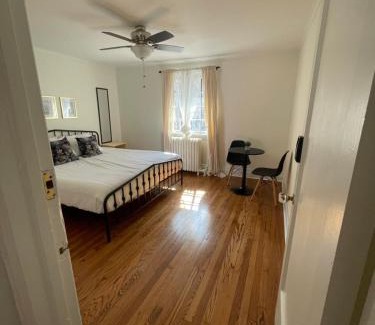Sandy Hill Bed & Breakfast | The Ambassador