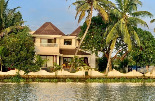 Kumbalam House | The Ambassador's Residence Kochi - a VKation Experience