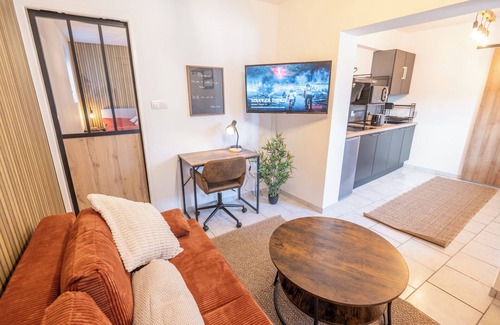 Denain Apartment | The amber workshop
