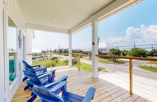 Dauphin Island House | The Anchor Holds