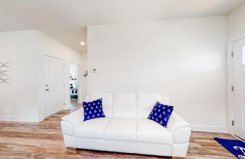 Dauphin Island House | The Anchor Holds
