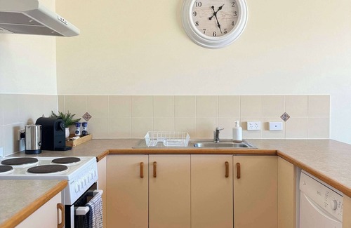 South Townsville Apartment | The Anchorage Escape Apartment