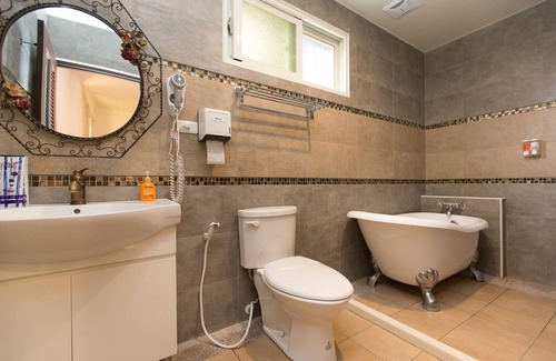 Ruisui Bed & Breakfast | The Anderson Manor Hotel