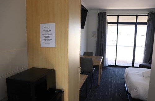 Wallaroo Hotel | The Anglers Inn