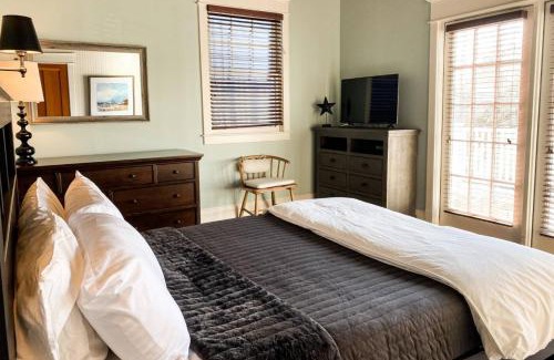 Eastport House | The Annapolis Firehouse - iTrip Annapolis