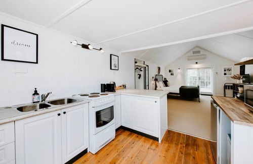 Central Mudgee Cottage | The Annex A Cosy Couples Retreat in Heart of Town