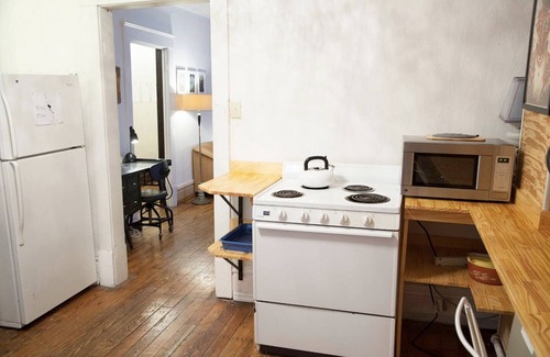 Thomas Apartment | "The Annex" a flat from Creature & Bloom