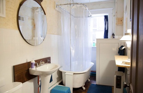 Thomas Apartment | "The Annex" a flat from Creature & Bloom