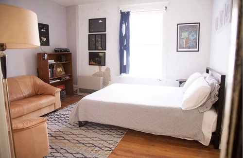 Thomas Apartment | "The Annex" a flat from Creature & Bloom