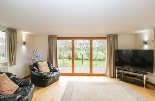 Broad Town House | The Annex