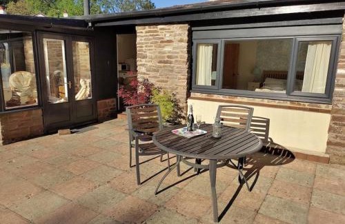 Blakeney House | The Annexe @Granny’s Apple Lodge
