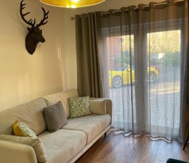 Cheltenham House | The Annexe @The Oaks