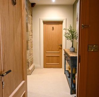 Belford Hotel | The Apple Inn