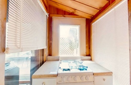 Schroon Lake Apartment | The Apple Tree Lodge One Bedroom Retreat Apt. 2