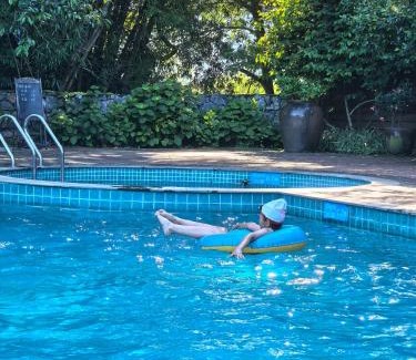 Ten Mile Gallery Hotel | The Apsara Lodge-Airport or TS Free pick-up over 3 nights